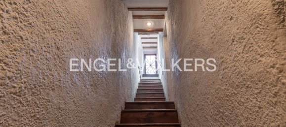 Пентхаус с 16 комнатами в Рим, Италия № 132757 47