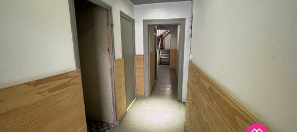 2 chambres Bâtiment à Saint-Amand-les-Eaux, France No. 155044 6