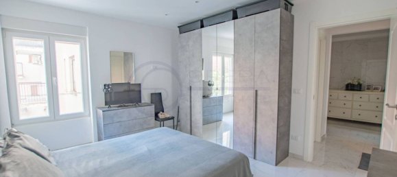 2 bedrooms Apartment in Trieste, Italy No. 272705 7