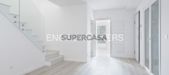 Casa de 3 dormitorios en Seixal, Portugal No. 160008 8