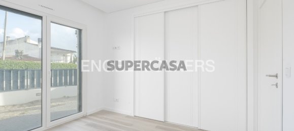 Casa de 3 dormitorios en Seixal, Portugal No. 160008 3