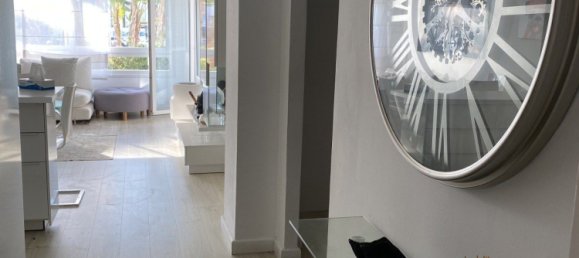 2 bedrooms Apartment in Marbella, Spain No. 180460 2