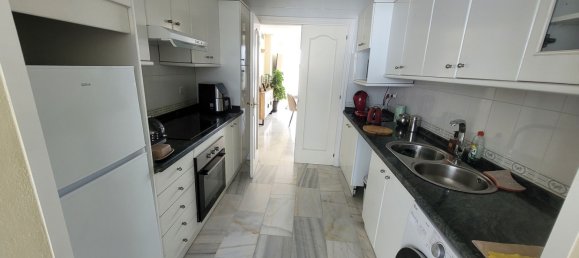 2 bedrooms Apartment in Estepona, Spain No. 137662 6