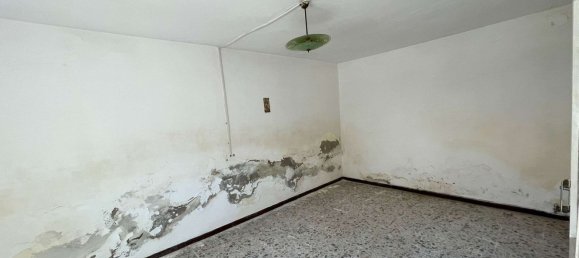 Villa de 5 dormitorios en Porto Viro, Italy No. 325703 10