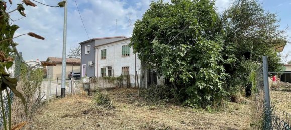 Villa de 5 dormitorios en Porto Viro, Italy No. 325703 5