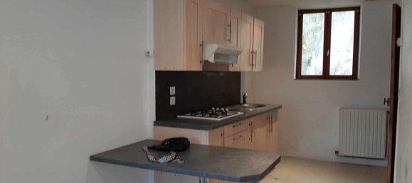 2 bedrooms House in Montreuil, France No. 52790 5