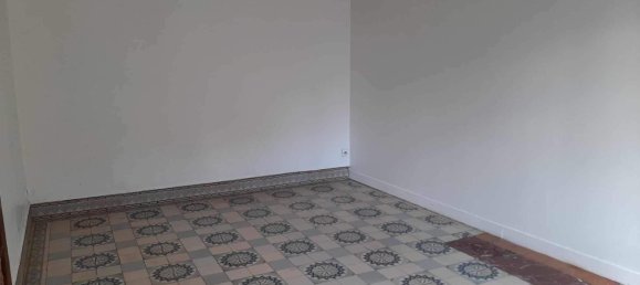 2 bedrooms House in Montreuil, France No. 52790 7