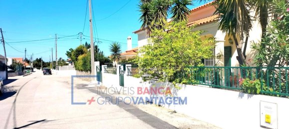 Дом с 3 спальнями в Сетубал, Португалия № 188773 3