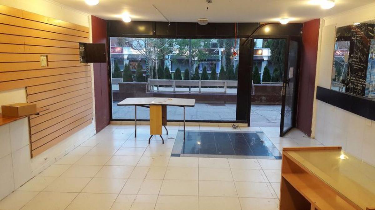 77m² Office in Mar del Plata, Argentina No. 106352