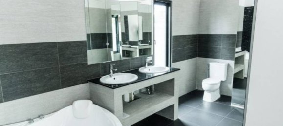 Villa de 3 dormitorios en Pran Buri, Thailand No. 59349 4