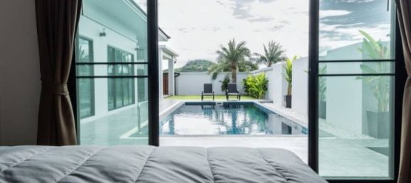 Villa de 3 dormitorios en Pran Buri, Thailand No. 59349 5