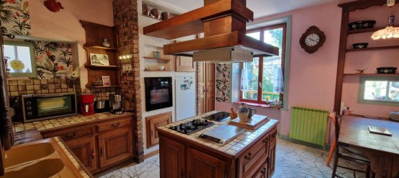 3 chambres Maison à Bourbonne-les-Bains, France No. 213540 8