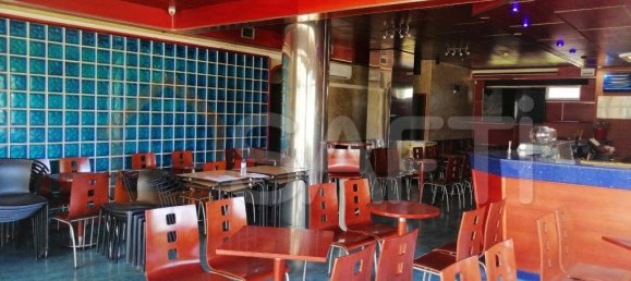 132m² Commercial property in Gondomar, Portugal No. 46181 3