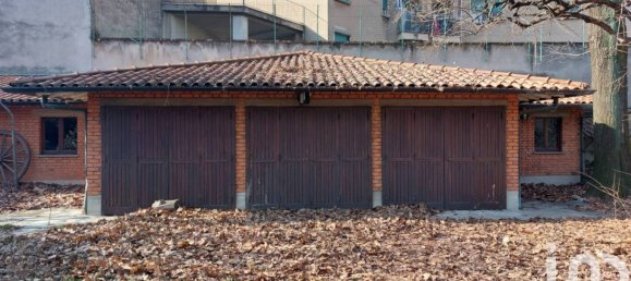 2 bedrooms Apartment in Varedo, Italy No. 162390 9