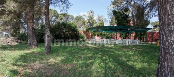 5 rooms Building in Francavilla Fontana, Italy No. 9844 11