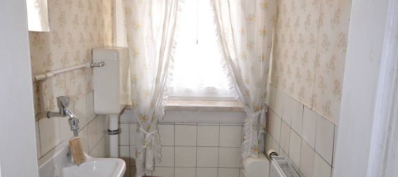 6-salle Maison de ville à Hildburghausen, Germany No. 169205 8