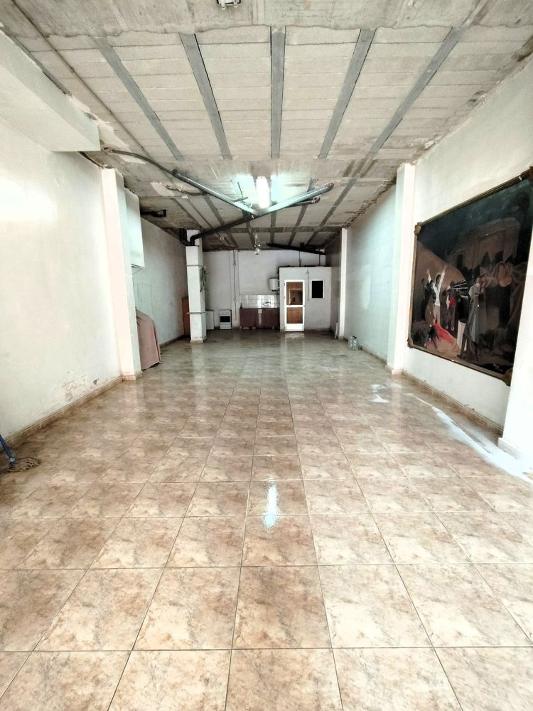  مرآب في Valencia, Spain رقم 171781