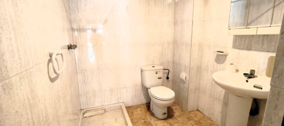  مرآب في Valencia, Spain رقم 171781 9