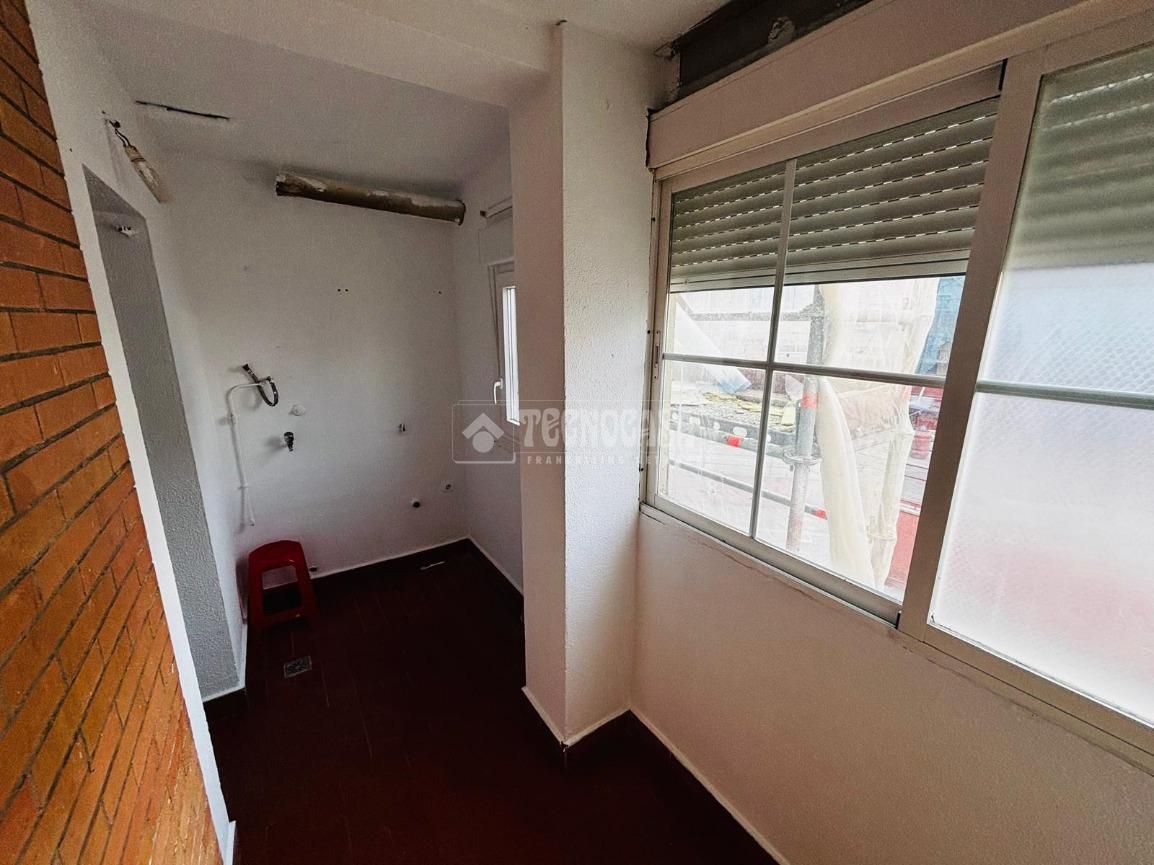 Apartamento de 4 dormitorios en Mérida, Spain No. 202886