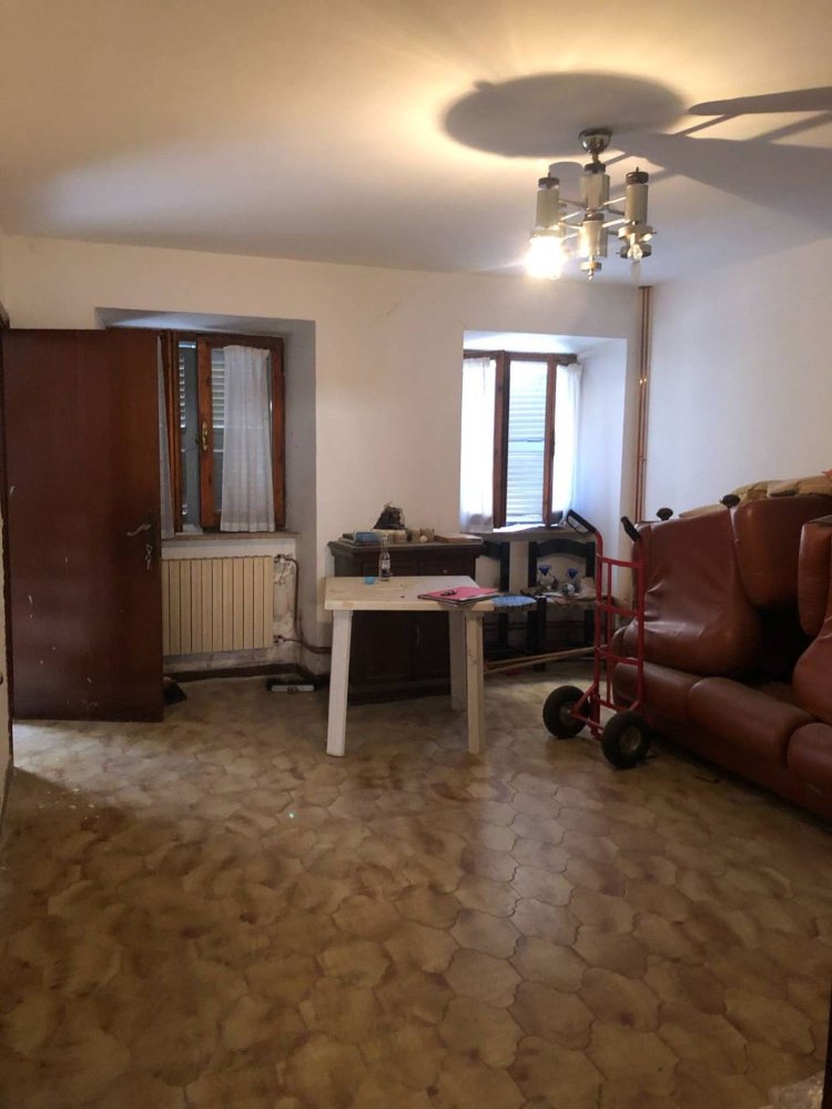 3-salle Appartement à Servigliano, Italy No. 122226