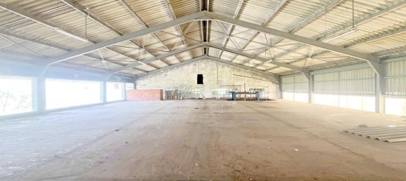 1967m² Warehouse in Betanzos, Spain No. 44293 13