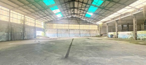 1967m² Warehouse in Betanzos, Spain No. 44293 9