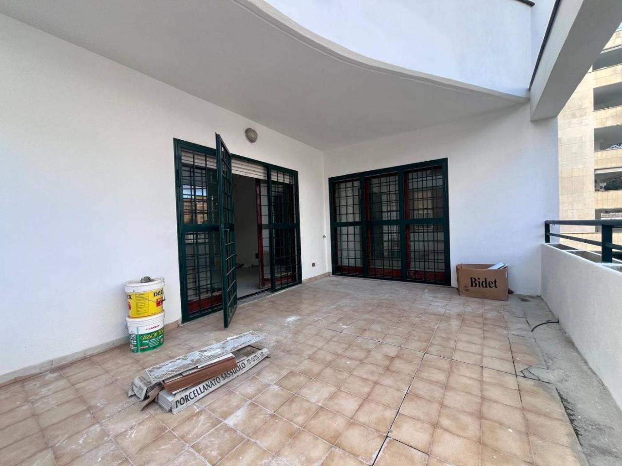 Apartamento de 3 habitaciónes en Pomezia, Italy No. 36738