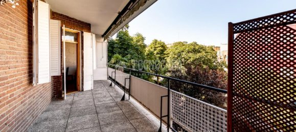 2 rooms Apartment in Madrid, Spain No. 143611 12