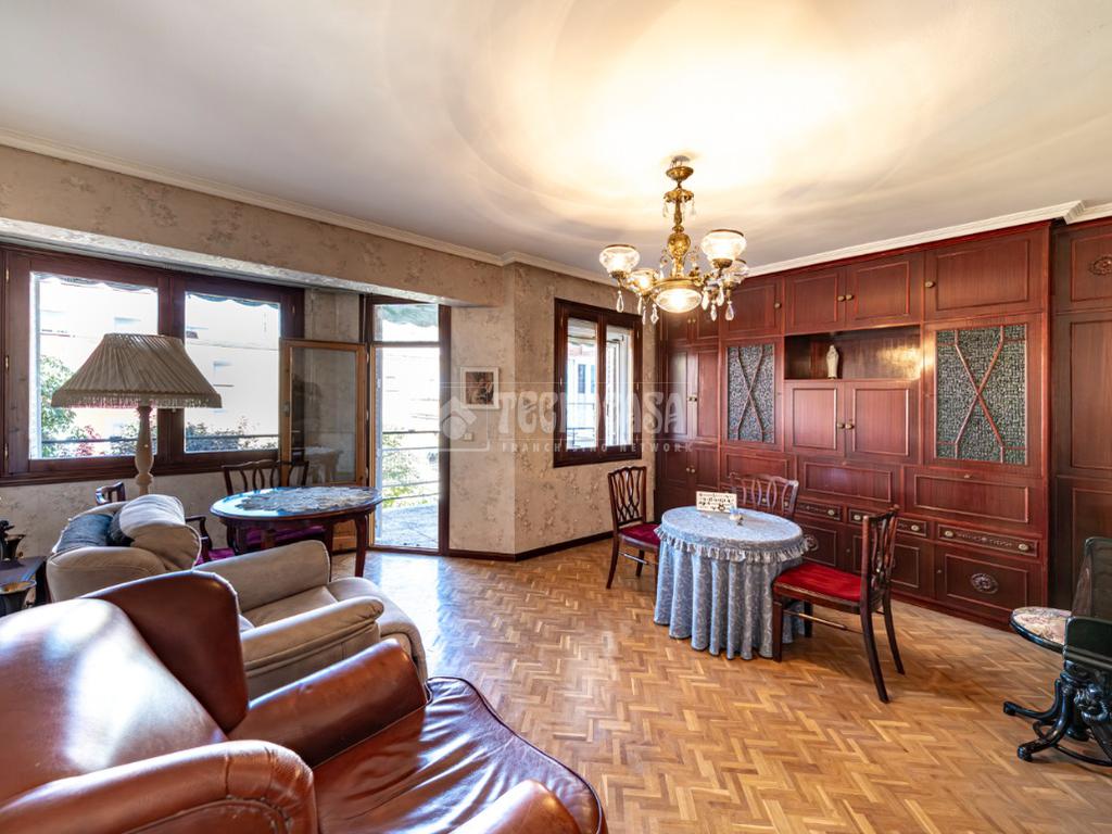 2 rooms Apartment in Madrid, Spain No. 143611