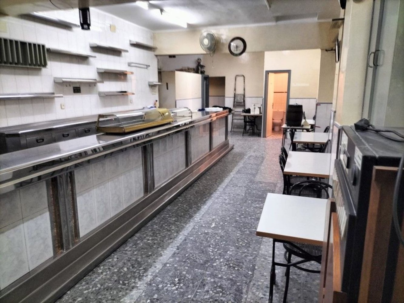 Imóvel comercial em Horta-Guinardo, Spain 94 m² N.º 166254