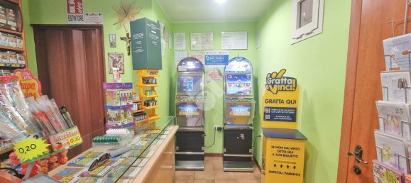 Propiedad comercial de 1 habitación en Chieti, Italy No. 309935 12