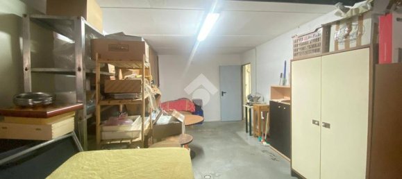 2 Schlafzimmer Haus in Sale Marasino, Italy, Nr. 303514 12