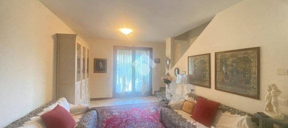 2 Schlafzimmer Haus in Sale Marasino, Italy, Nr. 303514 3