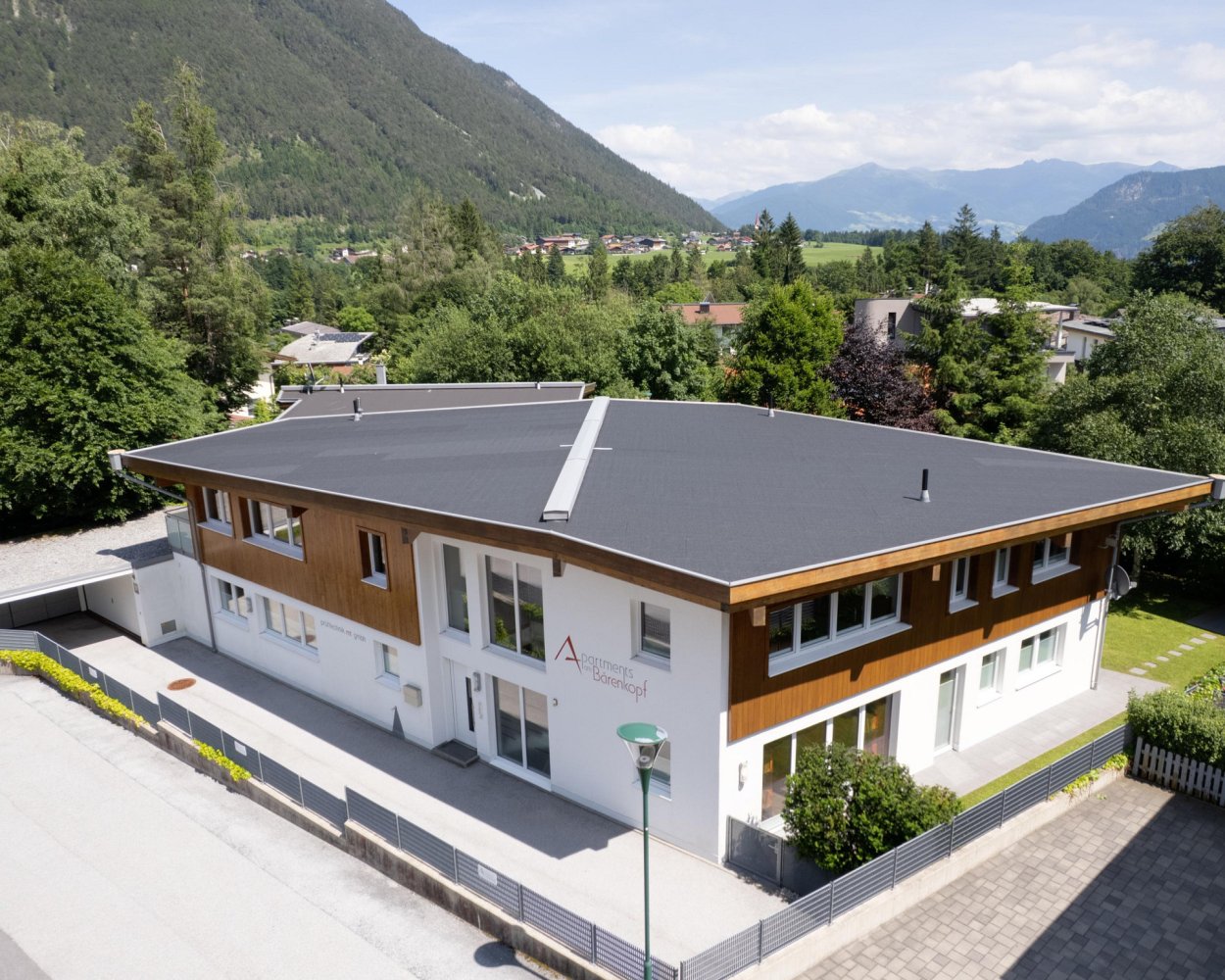 Дом с 9 комнатами в Эбен ам Ахензе, Австрия № 130025