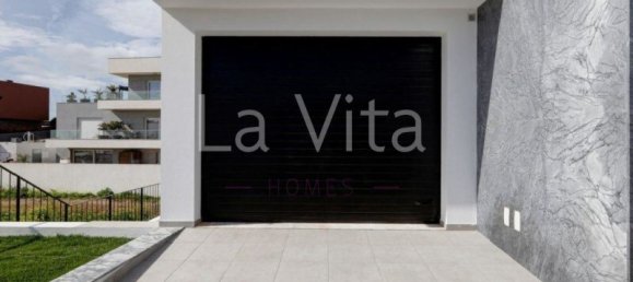 Casa de 3 dormitorios en Oeiras, Portugal No. 170523 12