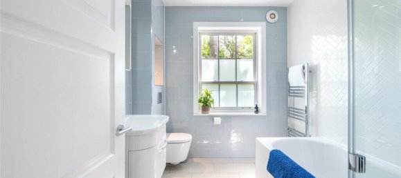 Casa de 2 dormitorios en London, United Kingdom No. 7447 7