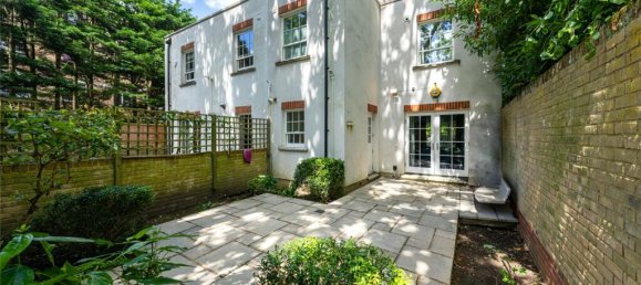 Casa de 2 dormitorios en London, United Kingdom No. 7447 4