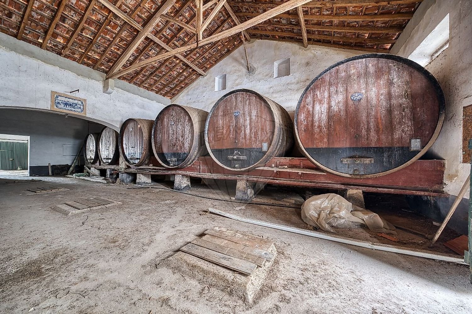 Entrepôt à Alpiarca, Portugal 456m² No. 161838