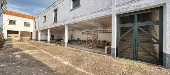 Entrepôt à Alpiarca, Portugal 456m² No. 161838 7