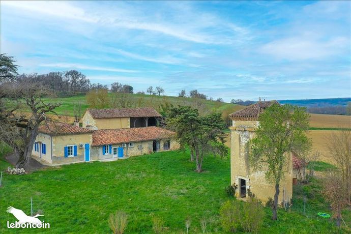 3 bedrooms House in Occitanie, France No. 314363