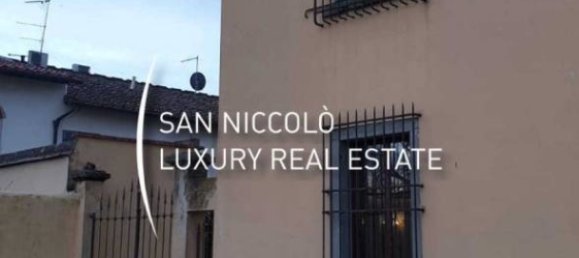 6 bedrooms Villa in Campi Bisenzio, Italy No. 196436 18