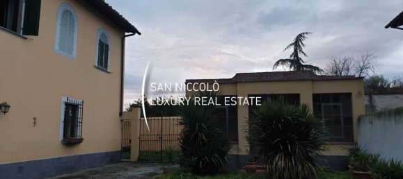 6 bedrooms Villa in Campi Bisenzio, Italy No. 196436 19