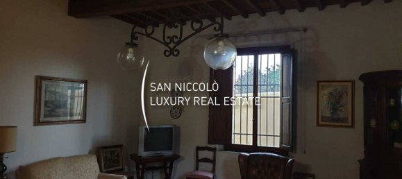 6 bedrooms Villa in Campi Bisenzio, Italy No. 196436 7