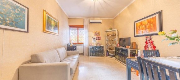 2 bedrooms Apartment in Rome, Italy No. 44876 2