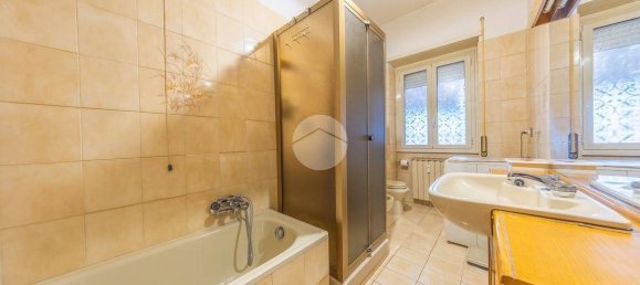 2 bedrooms Apartment in Rome, Italy No. 44876 26