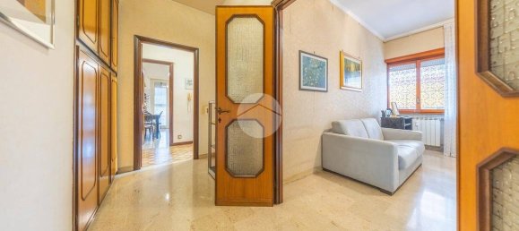 2 bedrooms Apartment in Rome, Italy No. 44876 8