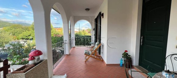 4 غرف نوم فيلا في Sansepolcro, Italy رقم 321213 3