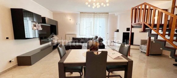 4 غرف نوم فيلا في Sansepolcro, Italy رقم 321213 7