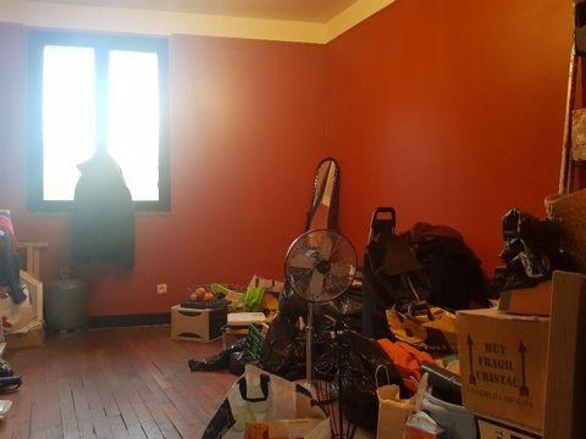 Estúdio em condomínio em La Courneuve, France N.º 28703