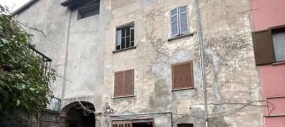 2 bedrooms Apartment in Cugliate-Fabiasco, Italy No. 185582 2